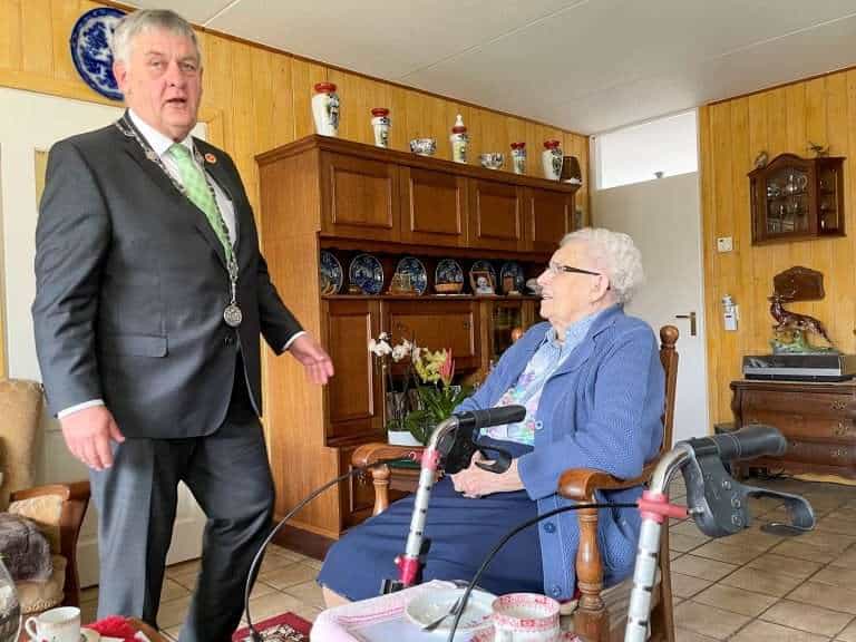 20250419 Gijsbertje van de Bunt-Van de Kamp 100 jaar - 3