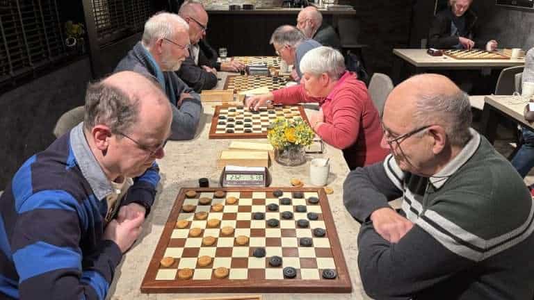 PDC-Putten-damclub-tegen-DCG-Groesbeek-2025