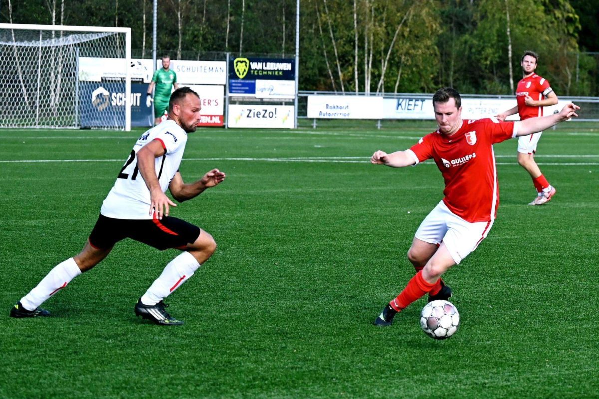 late-strafschop-kost-rood-wit-58-punten-in-derby-tegen-stroe