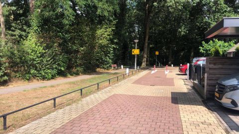 Paaltjes in woonwijk teruggezet: Wij Putten wil uitleg van college