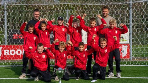 rood-wit-jo11-1-viert-titel-na-overtuigende-zege-in-nijkerk