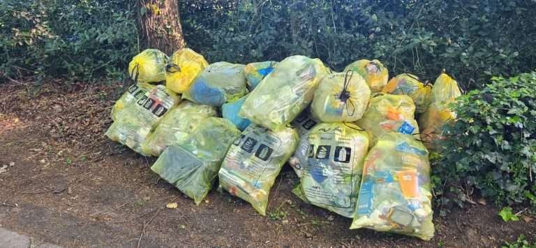 gele-afvalzak-plastic-putten