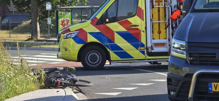 ongeval-fiets-putten-rotonde-voorthuizerstraat-van-geenstraat-03