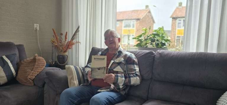 uitreiking-boek-de-friesenwall-putten